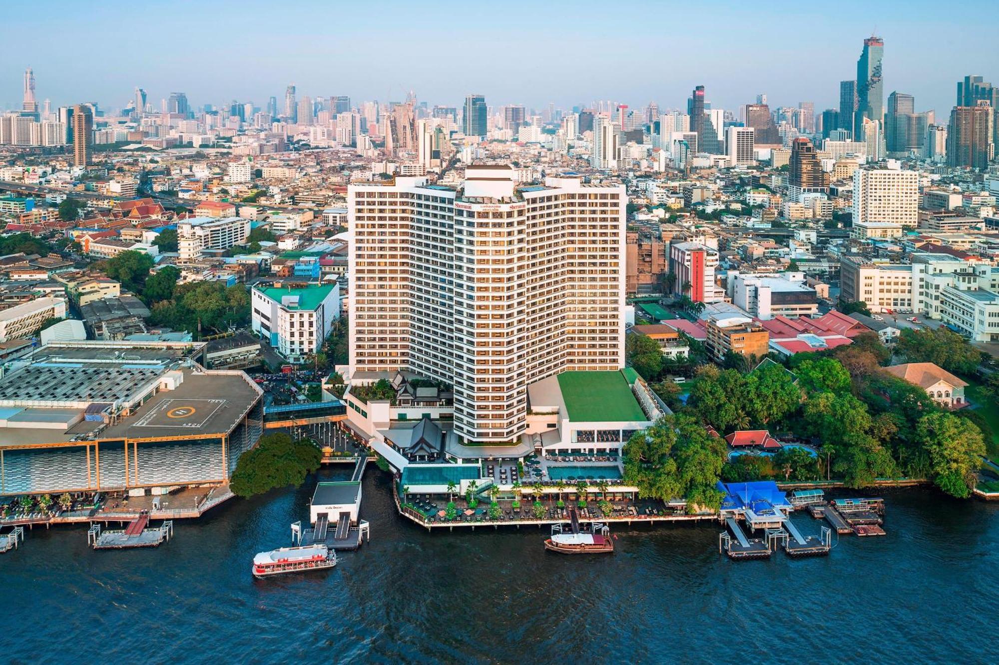 로얄 오키드 쉐라톤 호텔 앤 타워 방콕 외부 사진