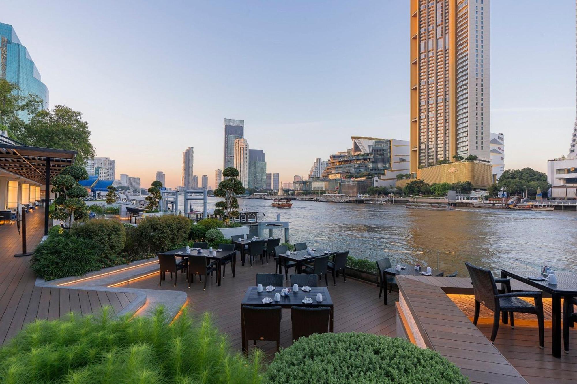 로얄 오키드 쉐라톤 호텔 앤 타워 방콕 외부 사진